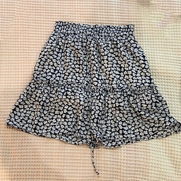 CRESCENT Bohemian Floral Mini Skirt with Front Tie - Picture 1 of 3
